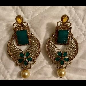 Beautiful Green and light golden pearl earring